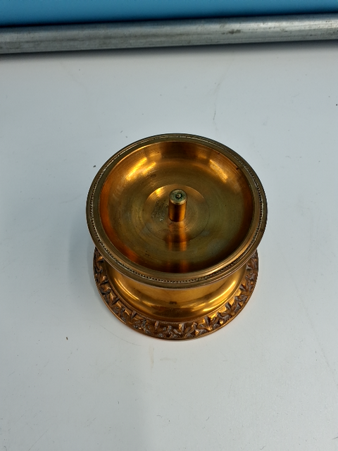 Bronze lysestage